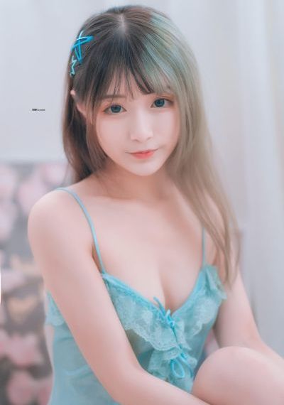 老头猛的挺进她莹莹的体导演是谁_4K免费电视剧