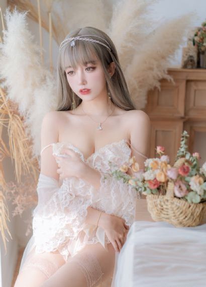 按摩店里的女大学生_国产剧超清免费观看