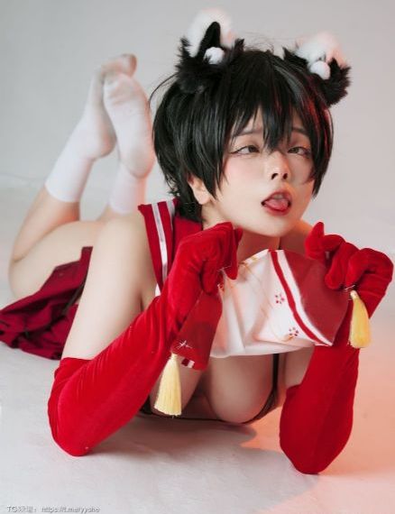 家庭教师女主动漫_720超清在线观看